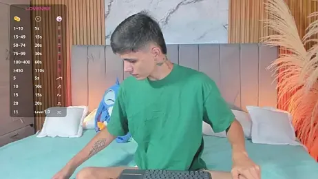 DustinLevine webcam model stream image