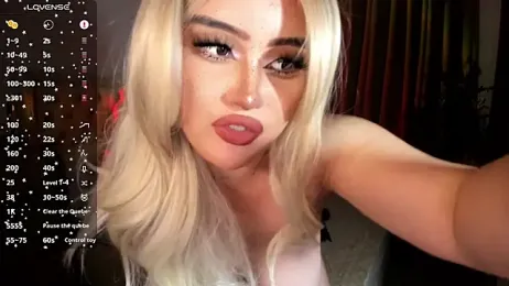 mariahmonroe webcam stripchat model stream image