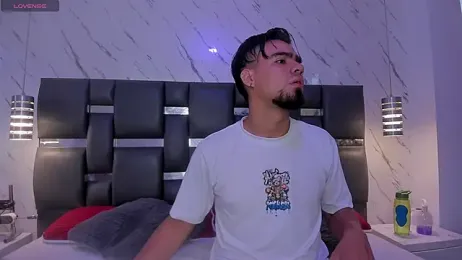 PittAndLunaa webcam model stream image