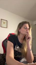LoveLola26 webcam model stream image