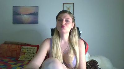 LoveLola26 webcam cam4 model stream image