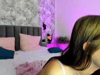 go0d_grl webcam model stream image