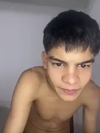 Lil_babyyy_ webcam model stream image