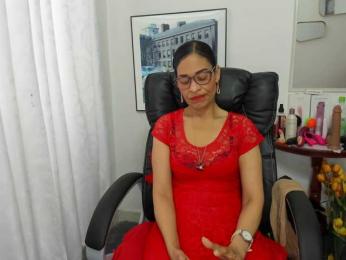 Aries-Mature webcam model stream image