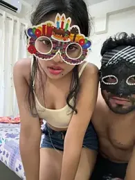 sizzler_hotz webcam model stream image