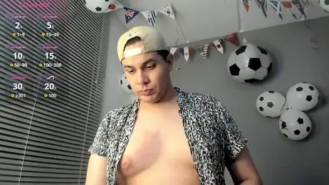 Latin_boy_surprisee webcam model stream image