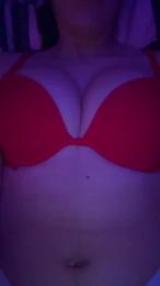 sweet8 webcam model stream image