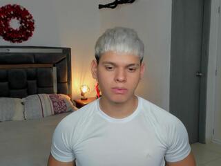 Stefan Lennox webcam model stream image