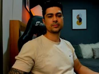 adam_clarke webcam model stream image