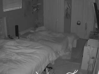 voyeurcam-house-charleys-room webcam camsoda model stream image