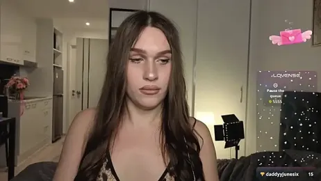 SophieTrner webcam model stream image