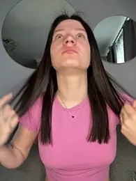 horny_milkis webcam model stream image