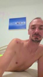 rom02 webcam model stream image
