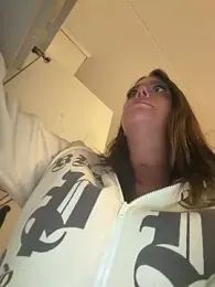 mileaSbaby webcam model stream image