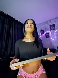 Isis_Hot__ webcam model stream image