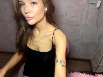 ChariseSchonhardt webcam model stream image