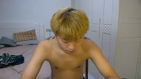 Chocolates-001 webcam model stream image