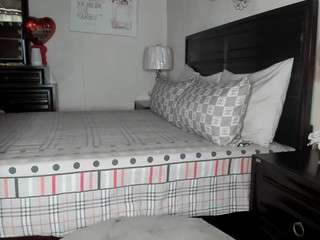 iluvsaffire-bleu webcam model stream image