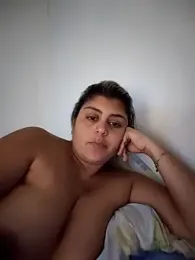 AlyDenalioficial webcam model stream image