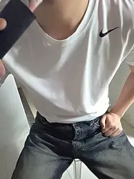 asdkr123 webcam stripchat model stream image