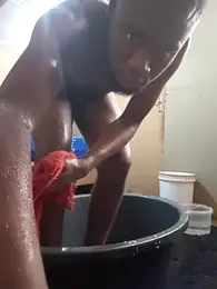 celazimnike062127 webcam model stream image