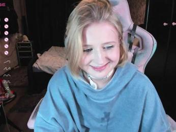 goth-bimbo webcam model stream image