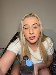 Strongqueen webcam stripchat model stream image