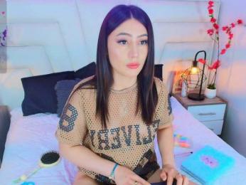 MiiaParis webcam model stream image