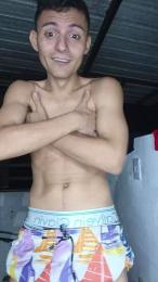 hot_latin20CM webcam model stream image