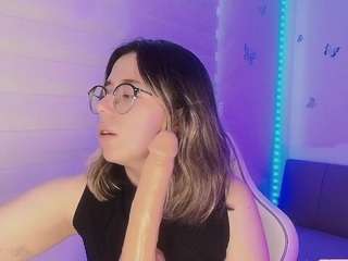 sweettvera webcam model stream image
