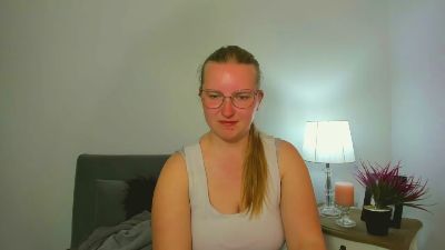 RoseWonderful webcam model stream image
