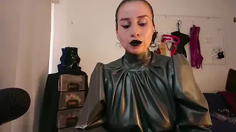 mylatexpleasure webcam model stream image