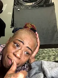 Tishrella6 webcam model stream image