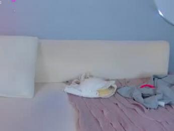 sophiee_s webcam model stream image