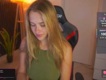 DanikaDillan webcam model stream image