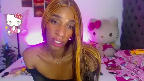 lucianadolll webcam model stream image