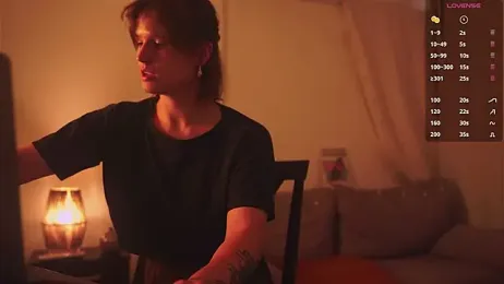 Your_Hand_In_mine webcam model stream image