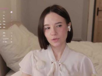 MissEssie webcam model stream image