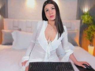 valeeriagarcia webcam camsoda model stream image