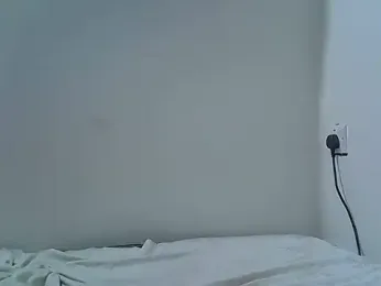 lewin_gal_ webcam model stream image
