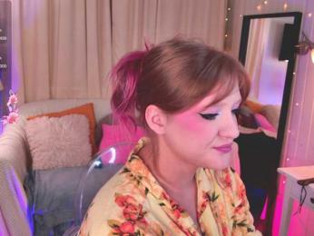 CrazyWine webcam model stream image