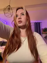 AnjaAmelia webcam model stream image