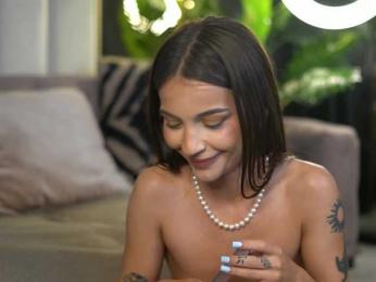 lexira1n webcam bongacams model stream image