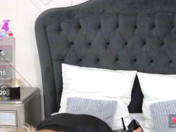 AlizNichols webcam model stream image