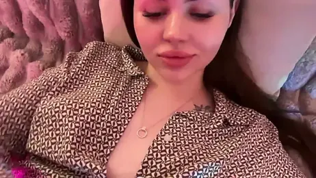 AlmaryKim webcam model stream image