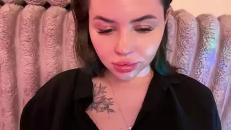 AlmaryKim webcam model stream image