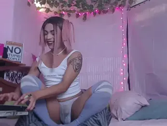 Nikol_Twink02 webcam model stream image