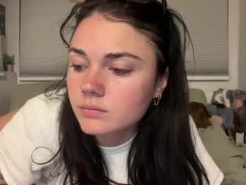 queencassidyy webcam chaturbate model stream image