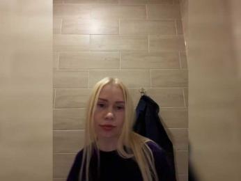 MirandaNow webcam bongacams model stream image