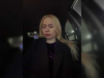 MirandaNow webcam bongacams model stream image